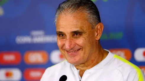 Thiago Calil/AGIF - Tite vem ao Brasil para avaliar 2 nomes do Palmeiras.