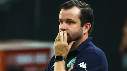 Foto: (Marcello Zambrana/AGIF) – Daniel Paulista lamentou a derrota do Guarani nesta quinta (21)