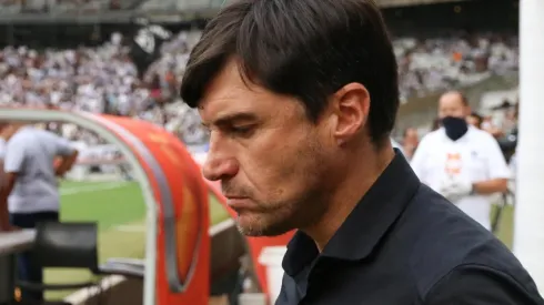 Foto: Fernando Moreno/AGIF – Medina: responsável por indicar atacante ao Internacional