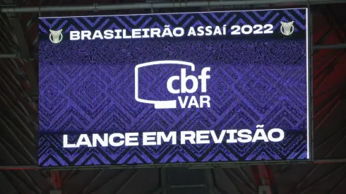 Pedro H. Tesch/AGIF – CBF demite responsável pelo VAR