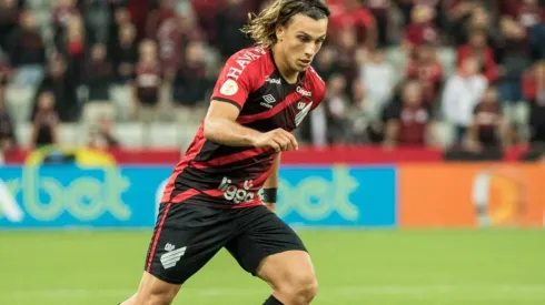 Foto: Robson Mafra/AGIF - Canobbio: um dos principais investimentos do Athletico na temporada