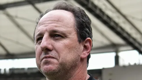 - Rogério Ceni é o atual técnico do SPFC
