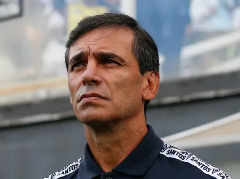 “Não consigo entender o motivo”; jornalista crava principal erro de Fabián Bustos no Santos