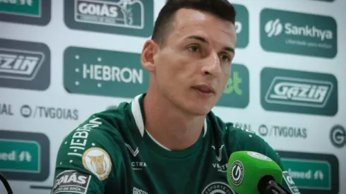 Foto - Rosiron Rodrigues (Goiás EC) - Sidimar durante apresentação.