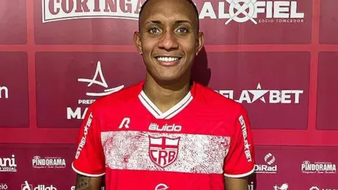 Foto: Francisco Cedrim/ASCOM CRB - Wesley está emprestado pelo Grêmio e desfalca CRB.