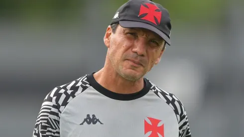 Foto: Thiago Ribeiro/AGIF - Zé Ricardo tem retorno para a partida diante do Tombense