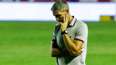 Rafael Vieira/AGIF. Mesmo com jogos a cada três dias, Vojvoda pode repetir escalação para vencer pela primeira vez no Brasileiro da temporada