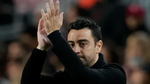 Xavi diz sim e Barcelona vai atrás de defensor que atua na Premier League para próxima temporada