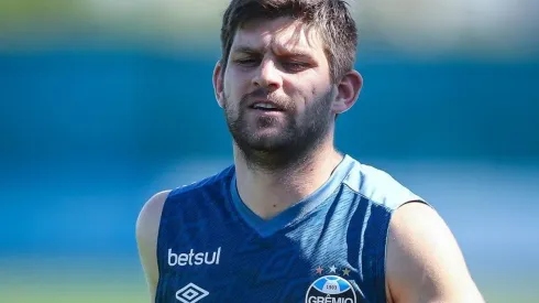 Foto: Lucas Uebel/Grêmio/Divulgação - Kannemann: próximo de retornar após lesão no quadril