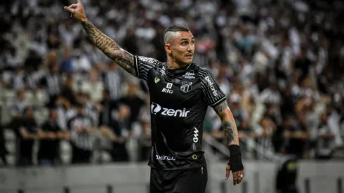 Kely Pereira/AGIF - Vina foi criticado por polêmica no Ceará