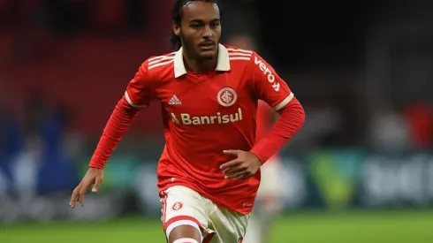 Foto: Divulgação/Internacional - Estêvão: estreou como profissional do Inter diante do Avaí