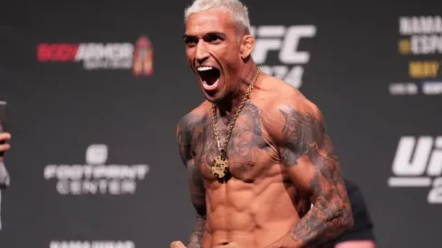 Balança do UFC 274 estava descalibrada. Foto: Chris Unger/Zuffa LLC/Getty Images