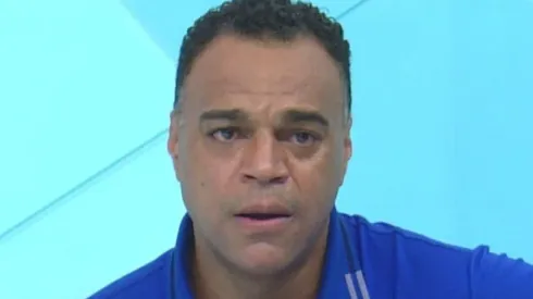 Foto: Reprodução/Band – Denílson foi direto ao ponto sobre o lance.