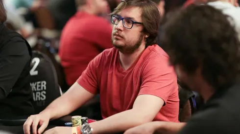 Pedro Madeira começou o SCOOP com o pé direito (Foto: Carlos Monti/BSOP)