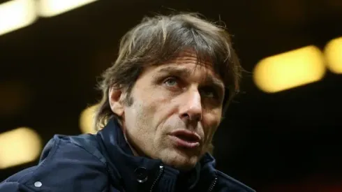 Foto: Alex Morton/Tottenham Hotspur FC/Getty Images - Conte (foto) tem Emerson Royal como um dos titulares absolutos hoje no Tottenham