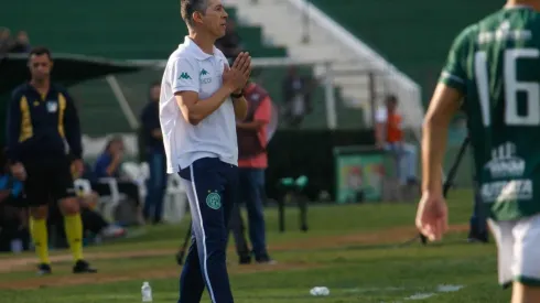 Rogério Capela/AGIF. Como interino, Ben-Hur Moreira busca construir reação do Guarani na Série B