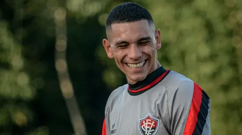 Foto: (Flickr Oficial Vitória/Victor Ferreira) - Léo Gomes projetou a decisão do Vitória na Copa do Brasil