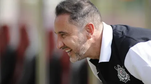 Alan Morici/AGIF - VP comandando o Timão.