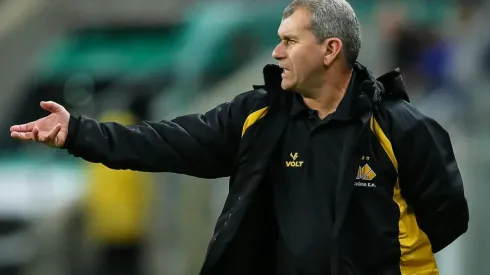 Pedro H. Tesch/AGIF - Tencati na partida contra Grêmio.