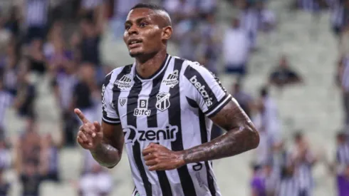 Foto: Lucas Emanuel/AGIF - Cléber responde críticas da torcida do Alvinegro Cearense