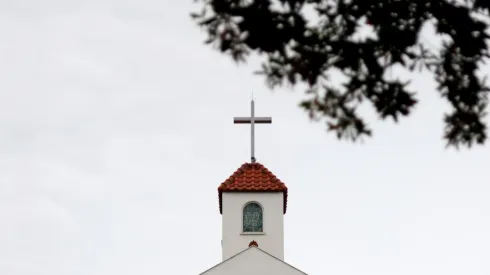 Padre ordenado pelo Papa celebrou o casamento do próprio neto