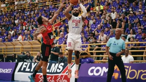 Arremessos de 3 pontos foram fundamentais para vitória do Franca — Foto: Marcos Limonti/Sesi Franca Basquete