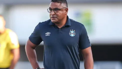 Foto: Lucas Uebel/Grêmio/Divulgação - Roger Machado: pressionado no comando do Grêmio