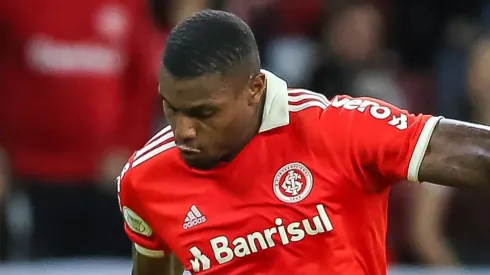 Foto: Pedro H. Tesch/AGIF – Inter monitora atacante para ser ‘substituto’ de Wesley Moraes