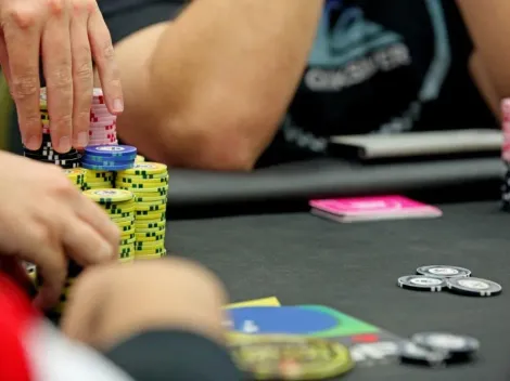 Tornando o poker entre amigos algo profissional! As características das maletas de fichas disponíveis para compra no mercado