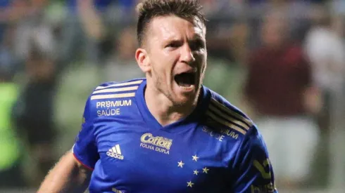 Brock faz cobrança ao elenco do Cruzeiro: “Temos que ter a consciência”