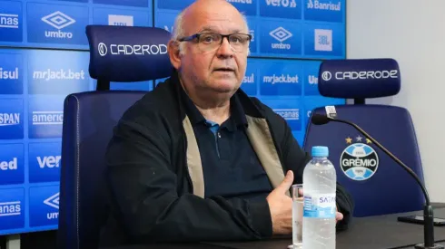 Lucas Uebel/Grêmio - Bolzan fala sobre permanência de Roger no Grêmio