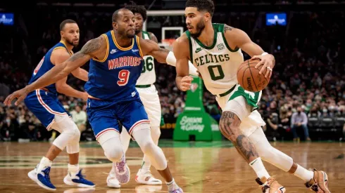 Maddie Malhotra/Getty Images – Iguodala e Tatum querem a taça