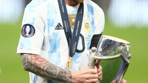 Getty Images/Clive Rose - Argentina vence Finalíssima e Messi iguala craque em títulos por seleções