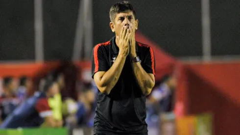 Foto: Jhony Pinho/AGIF – Fabiano Soares preteriu jogador, que agora assina com o Botafogo-PB