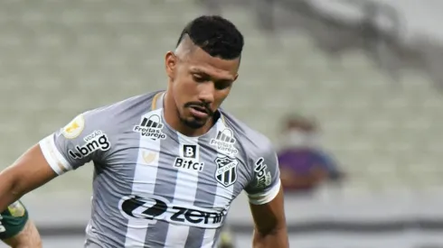 CBF libera áudio do VAR do clássico-Rei e esclarece sobre não marcação em toque de mão de Sobral