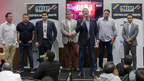 Igor Federal durante cerimonia do BSOP (Foto: Luis Bertazini/BSOP)