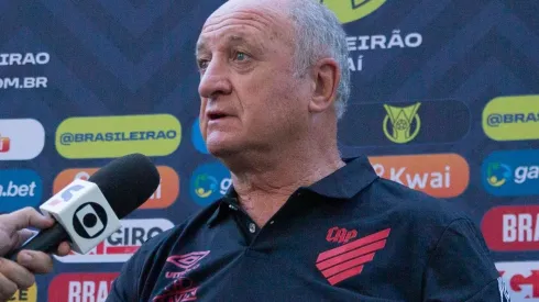 Foto: Gil Gomes/AGIF – Felipão: técnico não vinha utilizando o atacante no Athletico