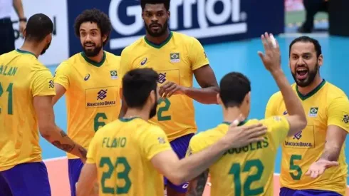 Divulgação / FIVB - Jogadores da seleção brasileira