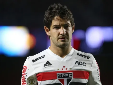 Pato 'turbina' torcida do Fogão ao convocar astro a vir para o RJ em julho