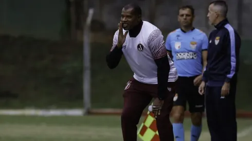 Crédito das fotos: Alê Vianna/CA Juventus | Luiz Antônio Ribeiro quer Moleque Travesso atento para não repetir resultado do primeiro turno