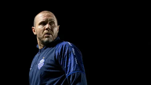 Jorge Rodrigues/AGIF. Mozart recorre à base para suprir desfalques na equipe do CSA