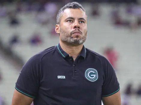 "Uma loucura"; Jair Ventura 'sobe o tom' e faz desabafo sobre jogos do Goiás