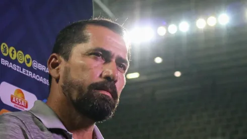 Gustavo Morínigo foi o primeiro técnico ventilado no Ceará (Foto: Fernando Moreno/AGIF)