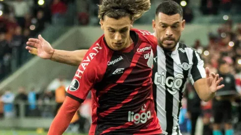 Foto: Robson Mafra/AGIF - Canobbio: dúvida no Athletico para encarar o Corinthians