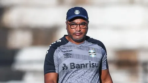 Foto: Lucas Uebel/Grêmio - Roger busca melhorar o sistema ofensivo.