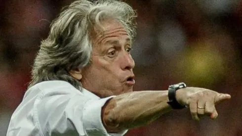 Foto: Allan Carvalho/AGIF – Jorge Jesus sempre pede jogadores do Flamengo como reforço.