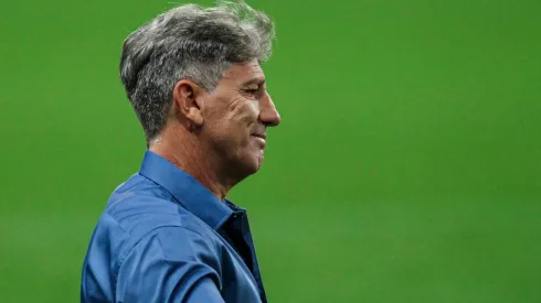 Renato Portaluppi está livre no mercado (Foto: Fernando Alves/AGIF)