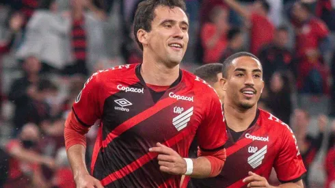 Foto: Gabriel Machado/AGIF - Pablo: atacante não preocupa Athletico para o clássico do final de semana