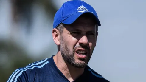 Cruzeiro renova até 2023 com Pezzolano que manda recado para torcida