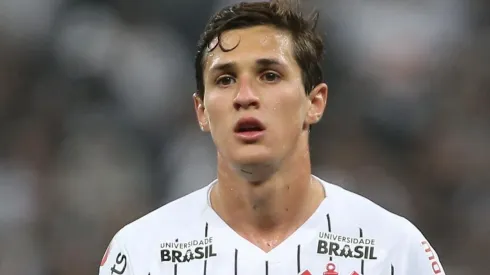 Mateus Vital recebe proposta para jogar em rivais do Timão e expõe futuro